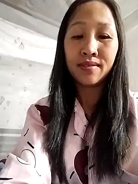 cute love00 online show from February 7, 2026, 11:46 pm