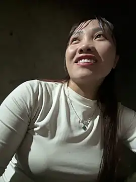 Snapshot of adbosa_00 chatting on February 13, 2026, 2:22 am adbosa 00 online show from February 13, 2026, 2:22 am