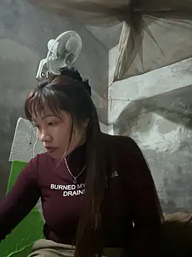 Snapshot of adbosa_00 chatting on February 17, 2026, 2:42 am adbosa 00 online show from February 17, 2026, 2:42 am