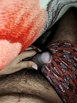 Sexyhotboy7inch online show from December 1, 2025, 7:04 pm