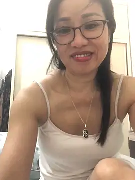 Snapshot of Vitamin_sexy chatting on September 15, 2025, 12:38 pm Vitamin sexy online show from September 15, 2025, 12:38 pm