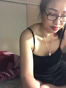 Snapshot of Vitamin_sexy chatting on November 8, 2025, 9:24 am Vitamin sexy online show from November 8, 2025, 9:24 am