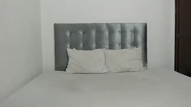 Snapshot of DaiishaWolf chatting on October 9, 2025, 9:32 am DaiishaWolf online show from October 9, 2025, 9:32 am