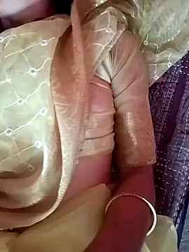 SpicyRoshni online show from May 19, 2026, 7:48 am