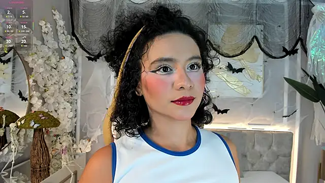 ellette   online show from October 31, 2025, 7:10 pm