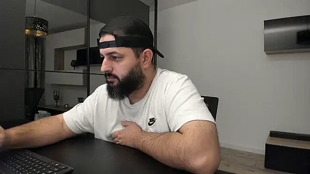 DravenPeak online show from October 8, 2025, 6:08 pm