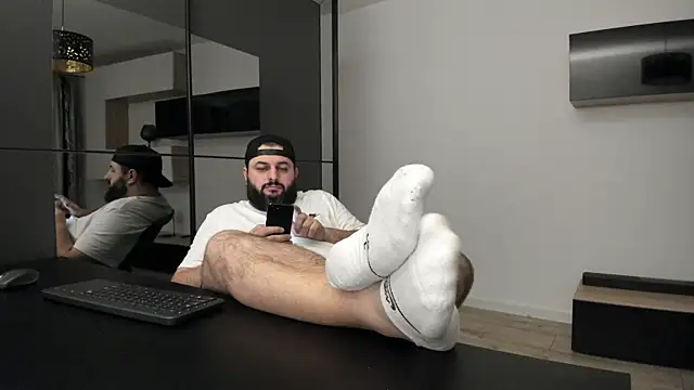 DravenPeak online show from December 20, 2025, 12:24 am