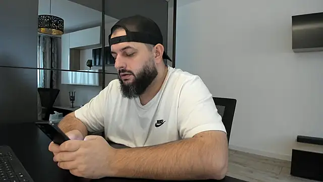 DravenPeak online show from October 28, 2025, 11:31 am