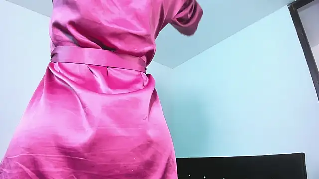 77Neferkitty77 online show from August 6, 2026, 4:57 pm