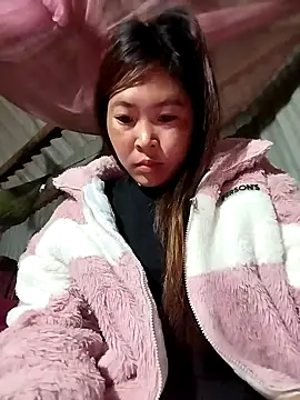 Snapshot of vivi_cute chatting on September 10, 2025, 11:04 pm vivi cute online show from September 10, 2025, 11:04 pm