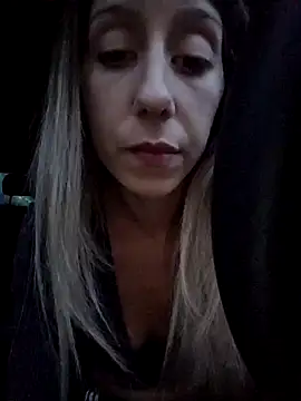 Snapshot of PetiteSecrets chatting on November 13, 2025, 4:55 pm PetiteSecrets online show from November 13, 2025, 4:55 pm