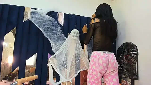 Aisha hotts777 online show from October 29, 2025, 3:16 am