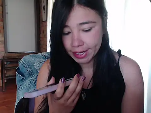 Snapshot of magiadeisis chatting on October 29, 2025, 1:32 pm magiadeisis online show from October 29, 2025, 1:32 pm