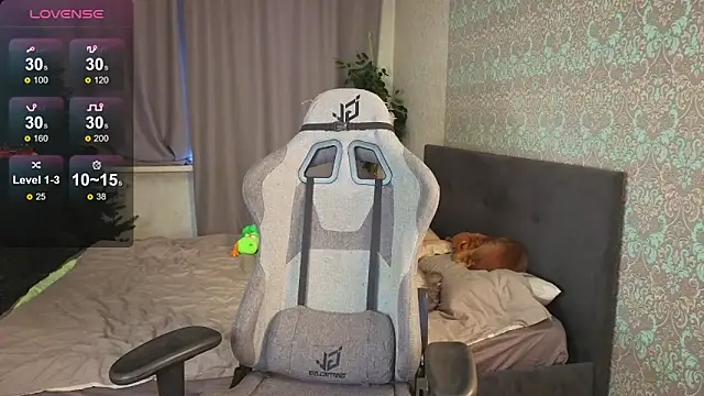 magic shy  online show from November 29, 2025, 2:34 am