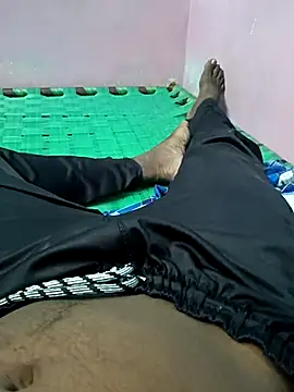 dolphiinn online show from October 13, 2025, 3:02 pm