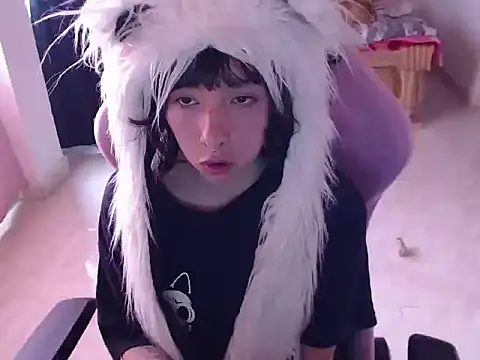 ScarlettShirahoshi online show from March 13, 2026, 6:35 pm