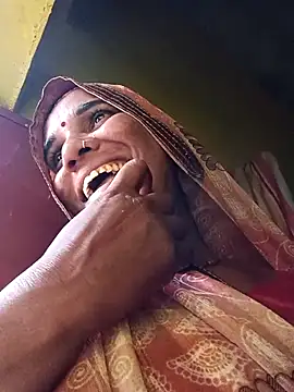 Pinky12A online show from November 1, 2025, 3:24 am