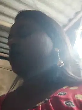 Hot-Show2 online show from November 7, 2025, 4:44 pm