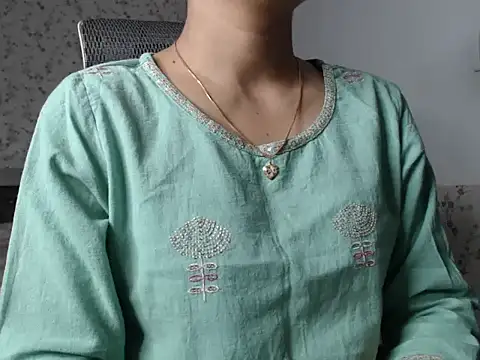 snow white123 online show from October 22, 2025, 8:30 pm