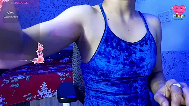 Snapshot of snow_white123 chatting on February 1, 2026, 9:13 pm snow white123 online show from February 1, 2026, 9:13 pm