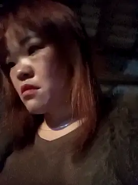 sukabae00 online show from November 10, 2025, 11:32 pm