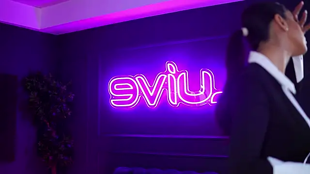 SiennaRuh online show from October 28, 2025, 11:20 am