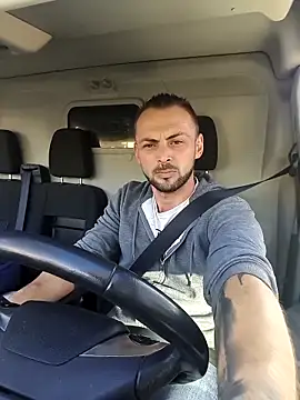 papichulo0099 online show from October 20, 2025, 8:59 am