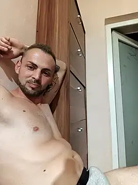 papichulo0099 online show from September 17, 2025, 6:43 pm