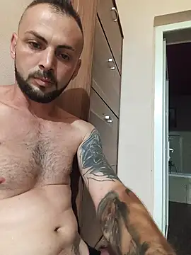 papichulo0099 online show from September 9, 2025, 3:16 am