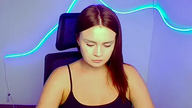 Bonny Candy online show from September 10, 2025, 11:53 am