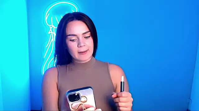 Bonny Candy online show from September 13, 2025, 11:43 am