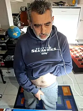 Snapshot of -Jim-Cummer- chatting on October 12, 2025, 7:54 am -Jim-Cummer- online show from October 12, 2025, 7:54 am