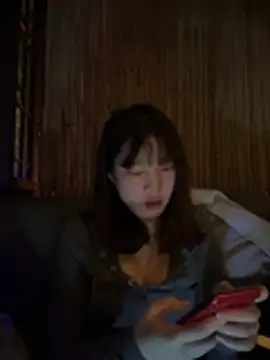 littleqiu online show from April 23, 2026, 12:29 pm