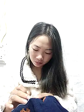 AAANINE22 online show from November 10, 2025, 1:10 am