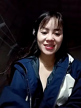 TinTim02 online show from November 22, 2025, 5:23 pm