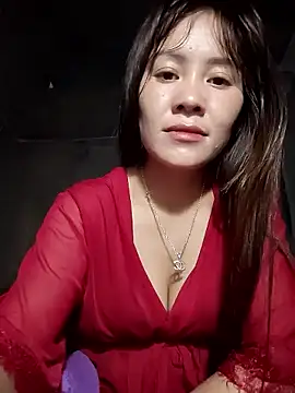 Snapshot of TinTim02 chatting on April 26, 2026, 10:18 pm TinTim02 online show from April 26, 2026, 10:18 pm