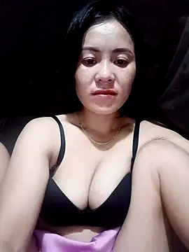 Snapshot of TinTim02 chatting on September 17, 2025, 10:23 pm TinTim02 online show from September 17, 2025, 10:23 pm