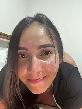 Scarlett05 online show from November 18, 2025, 1:21 am