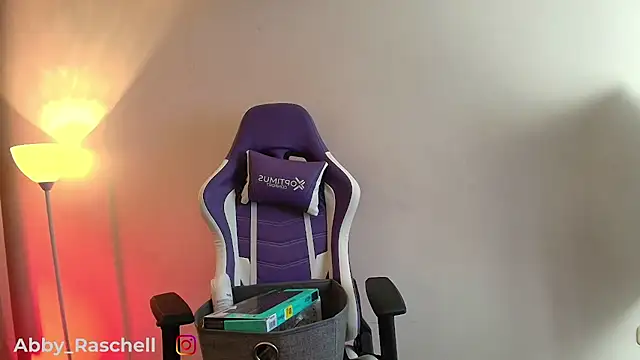 Snapshot of Abby_Raschell chatting on February 4, 2026, 3:45 am Abby Raschell online show from February 4, 2026, 3:45 am