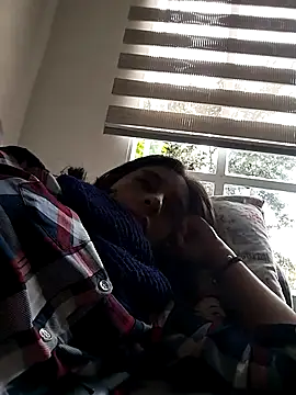 MiaAmore  online show from September 14, 2025, 3:01 pm