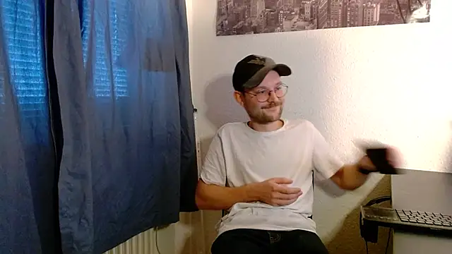 ChefDeLust online show from October 18, 2025, 3:47 pm