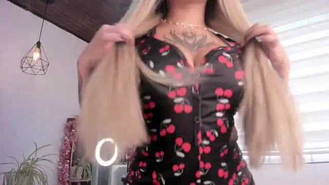 Mia zafir online show from April 27, 2026, 8:29 pm