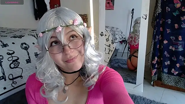 lilitth777 online show from February 8, 2026, 4:05 pm