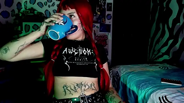 Snapshot of MistressMariam_ chatting on September 23, 2025, 12:17 am MistressMariam online show from September 23, 2025, 12:17 am