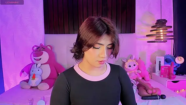 Creamy Angelo online show from June 19, 2026, 2:06 am