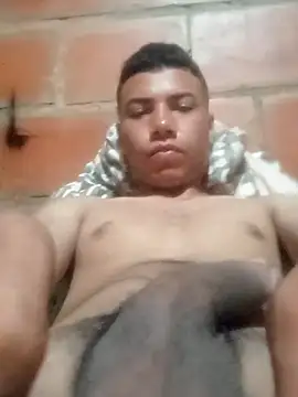 Snapshot of eldelmienbrogrueso chatting on October 27, 2025, 12:44 am eldelmienbrogrueso online show from October 27, 2025, 12:44 am