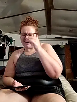 Snapshot of XEmoxkittyx chatting on February 22, 2026, 5:43 am XEmoxkittyx online show from February 22, 2026, 5:43 am