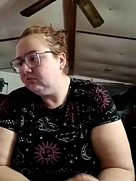 Snapshot of XEmoxkittyx chatting on February 24, 2026, 6:09 pm XEmoxkittyx online show from February 24, 2026, 6:09 pm