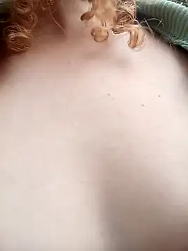 SirenRouge 69 online show from September 12, 2025, 8:41 pm