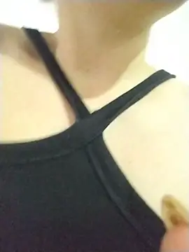 Snapshot of SirenRouge_69 chatting on February 27, 2026, 7:57 pm SirenRouge 69 online show from February 27, 2026, 7:57 pm